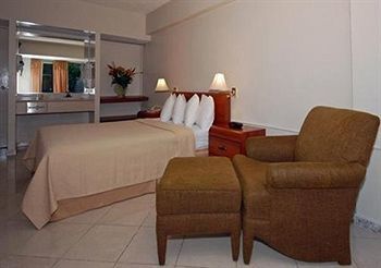 Quality Inn El Tuque Ponce Bagian luar foto